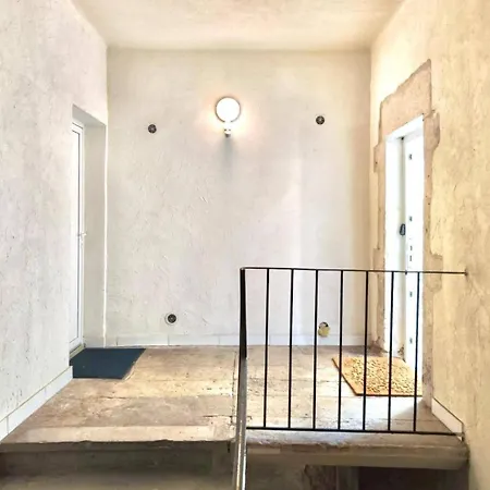 Le Notre Dame, A 400m Des Arenes De Nîmes