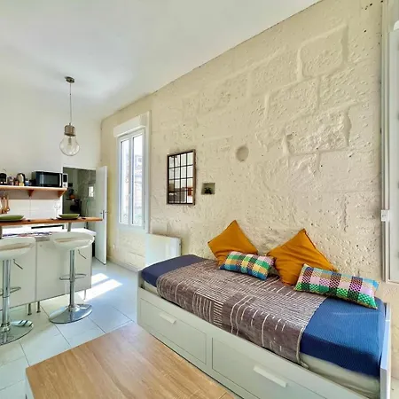 Le Notre Dame, A 400m Des Arenes De Nîmes